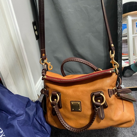 Designer Purse - Picture 6 of 16